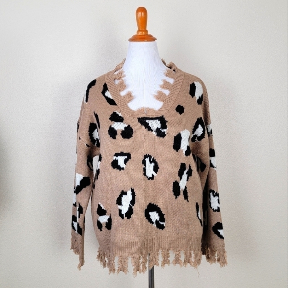 Entro Distressed Leopard Oversized Sweater S - Picture 1 of 7